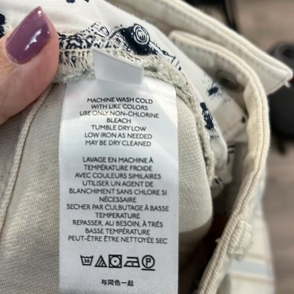 Anthropologie Pilcro Slim Boyfriend Blue and Tan Striped Shorts Size 27 - Picture 8 of 10